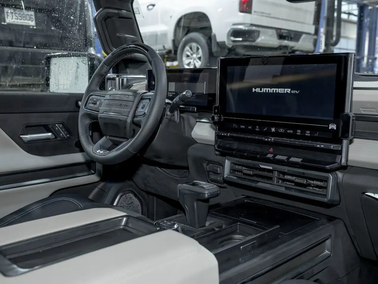 GMC HUMMER EV Pickup снимка GMC HUMMER EV Pickup