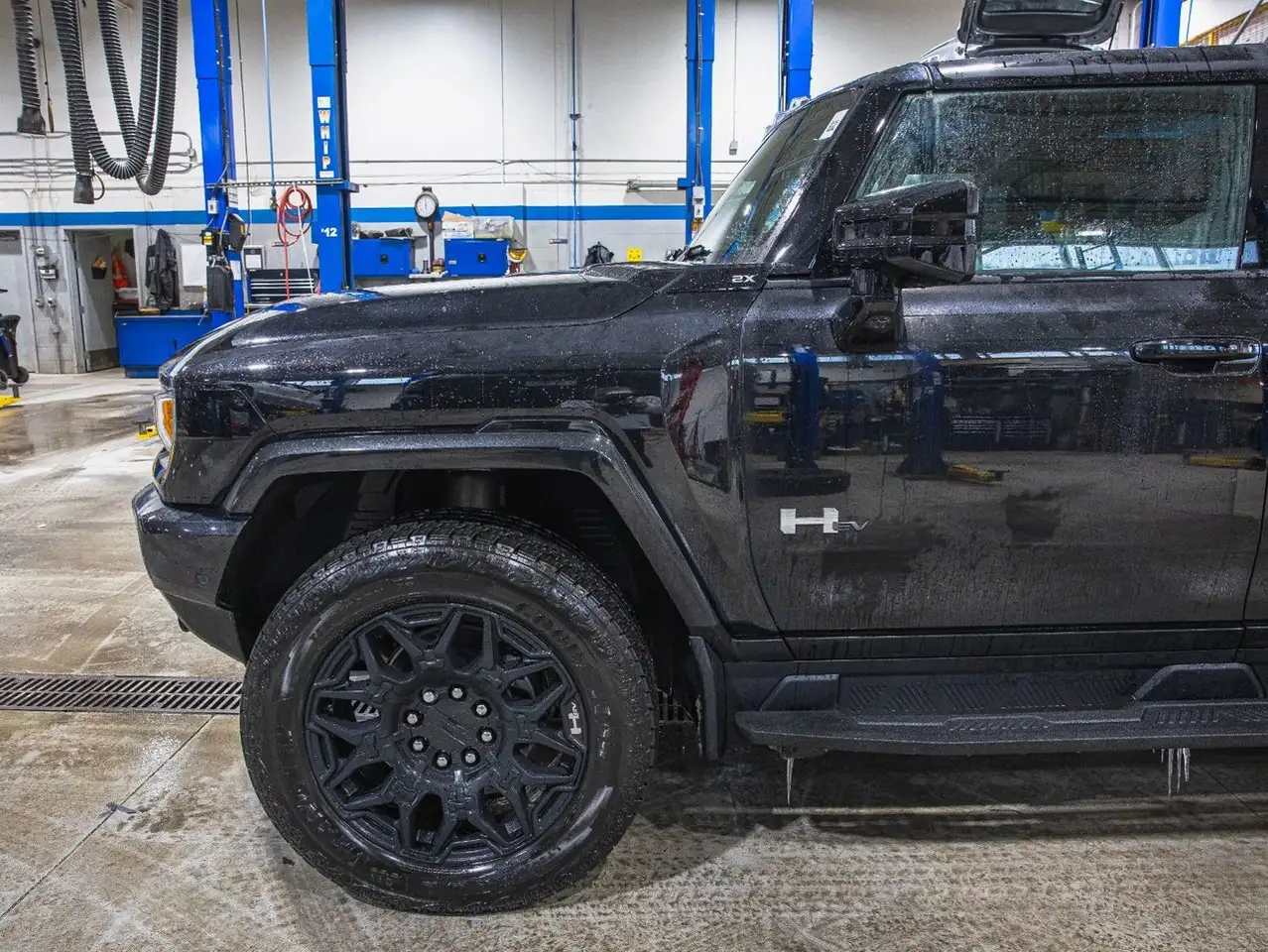 GMC HUMMER EV Pickup снимка GMC HUMMER EV Pickup