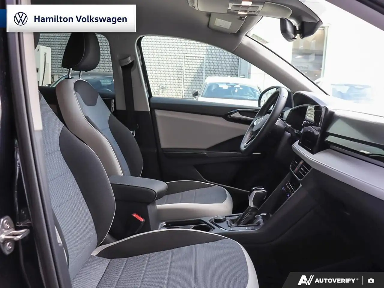 Volkswagen Taos снимка Volkswagen Taos