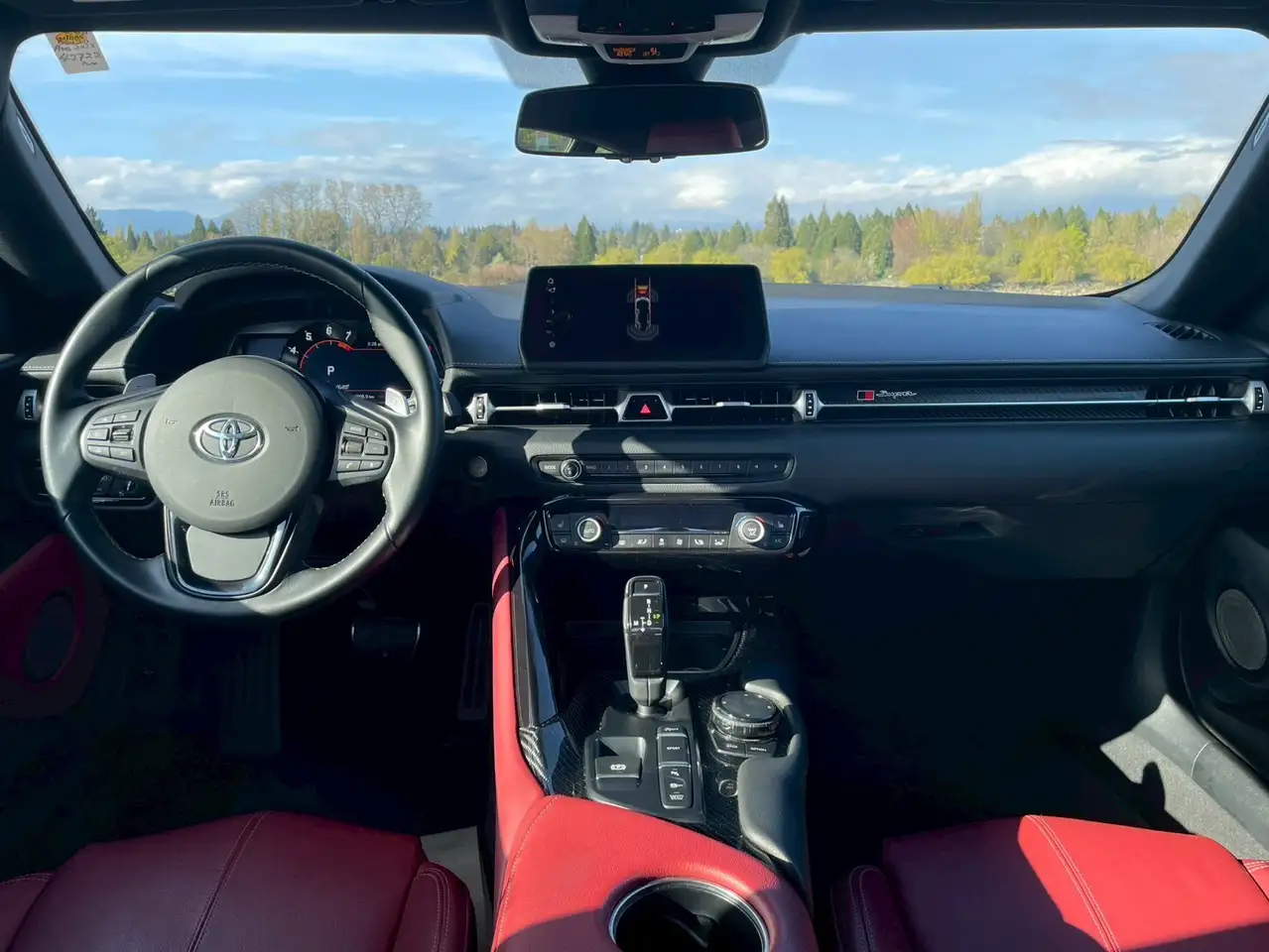 Toyota GR Supra снимка Toyota GR Supra