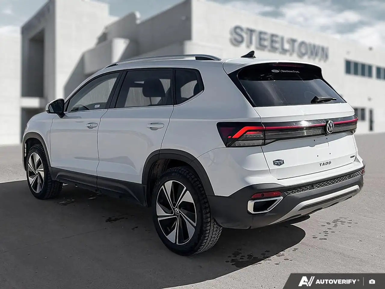 Volkswagen Taos снимка Volkswagen Taos