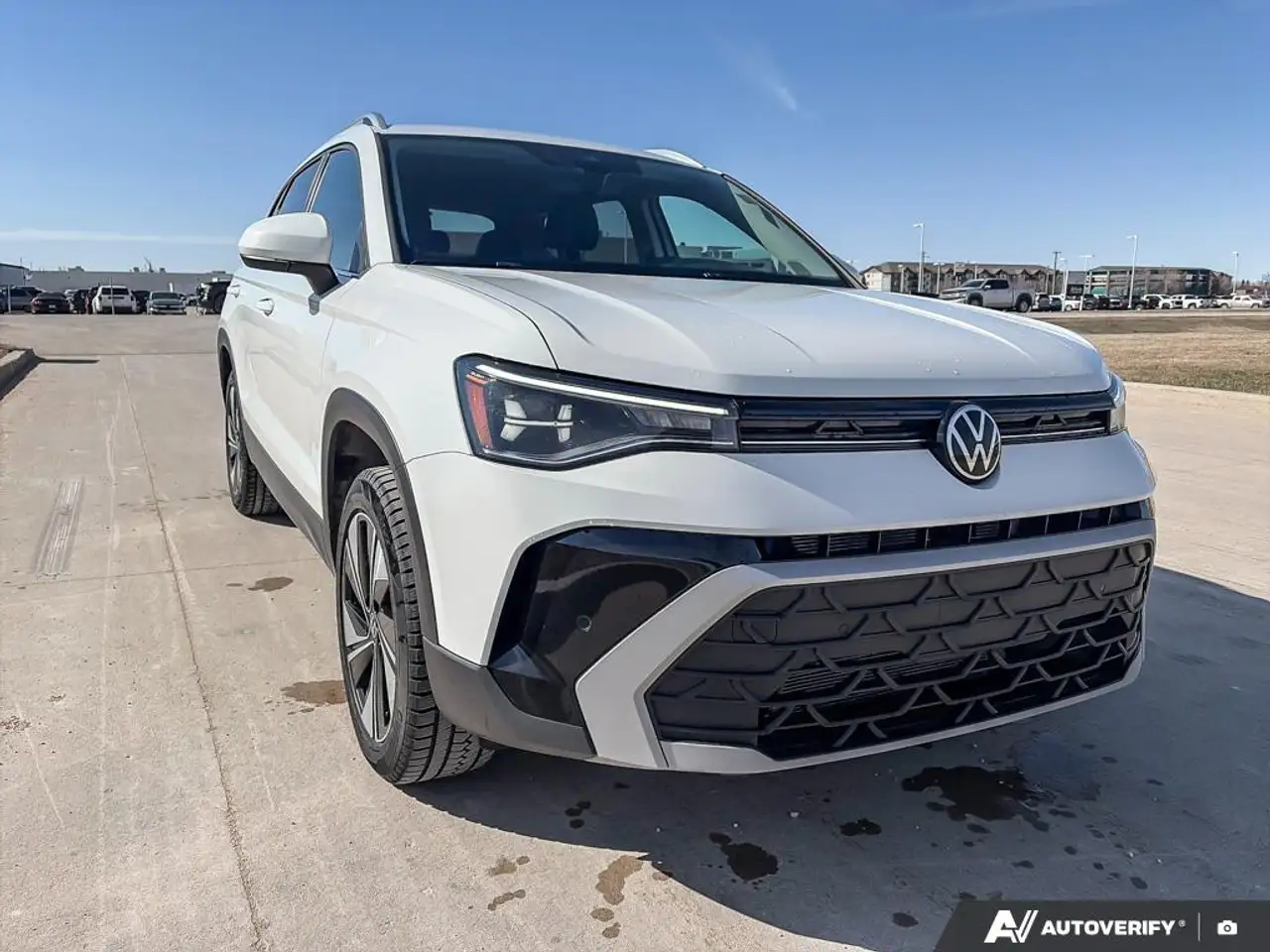 Volkswagen Taos снимка Volkswagen Taos
