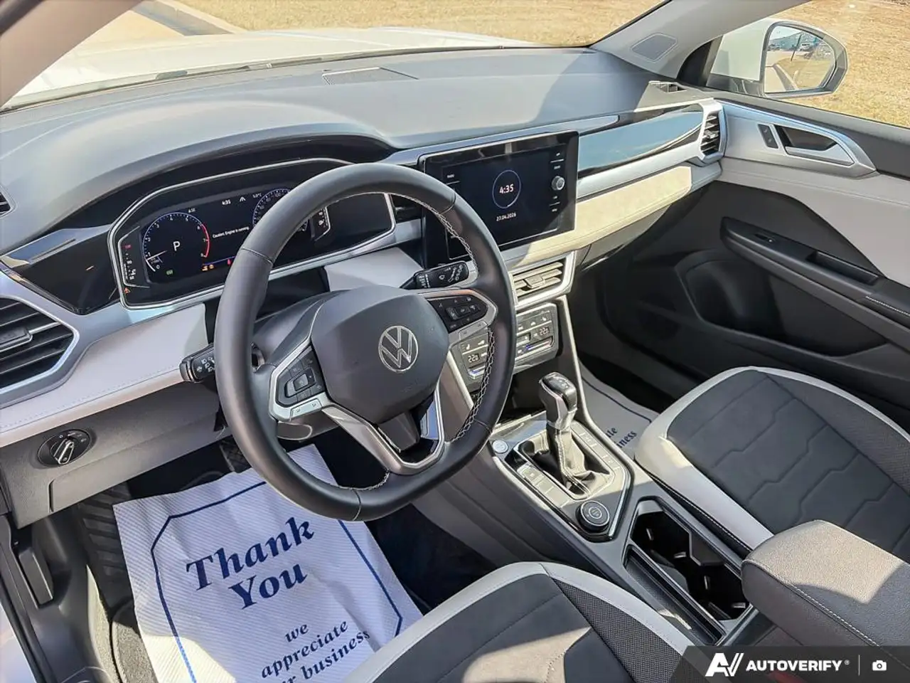 Volkswagen Taos снимка Volkswagen Taos