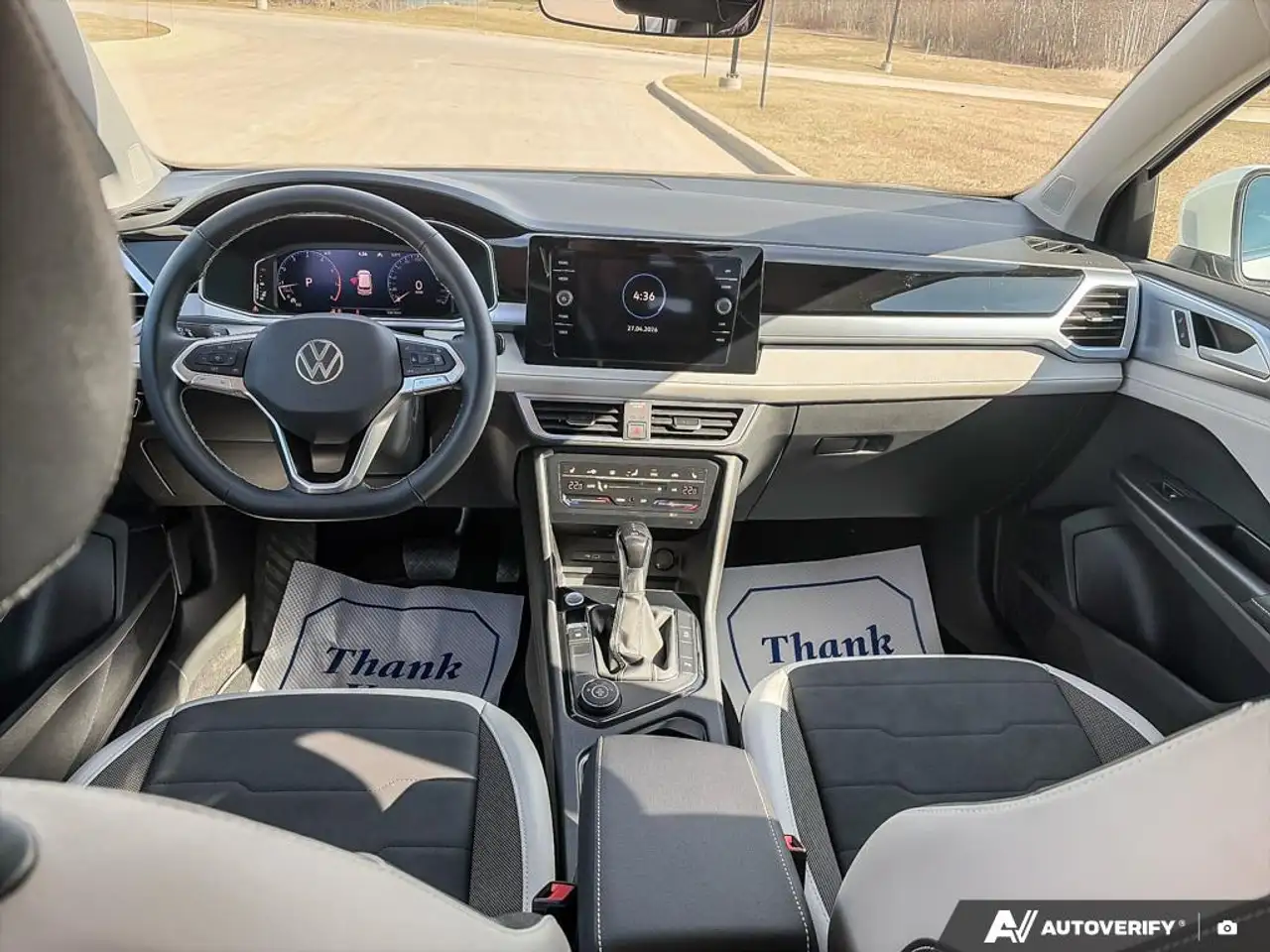 Volkswagen Taos снимка Volkswagen Taos