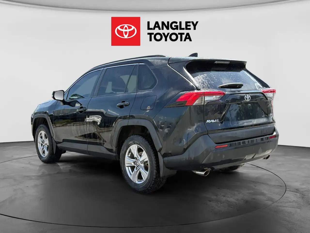 Toyota RAV 4 снимка Toyota RAV 4