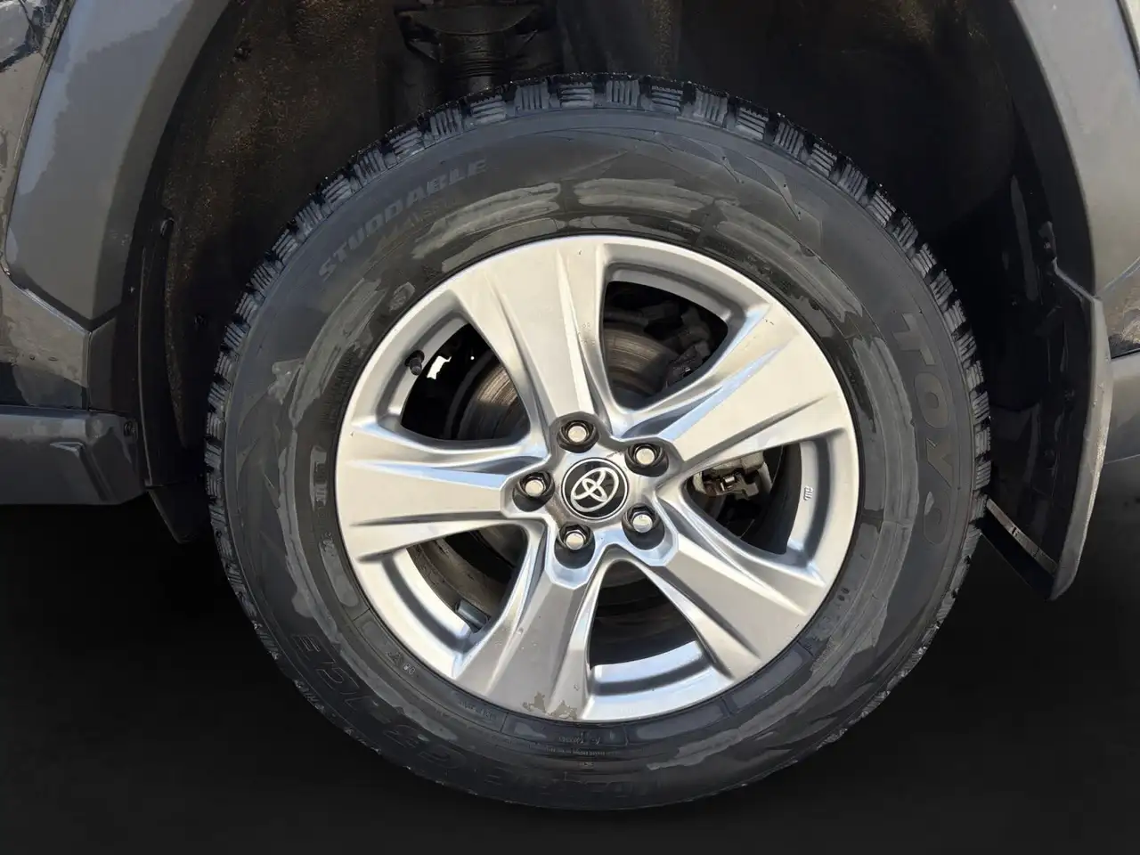 Toyota RAV 4 снимка Toyota RAV 4