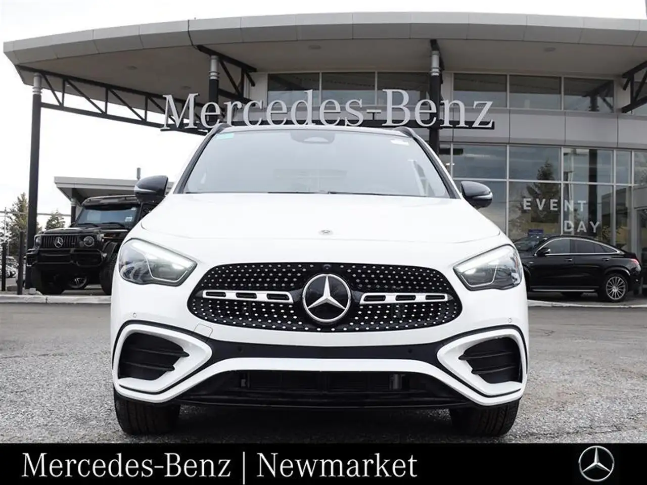 Mercedes-Benz GLA снимка Mercedes-Benz GLA