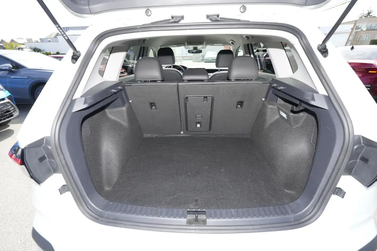 Volkswagen Taos снимка Volkswagen Taos