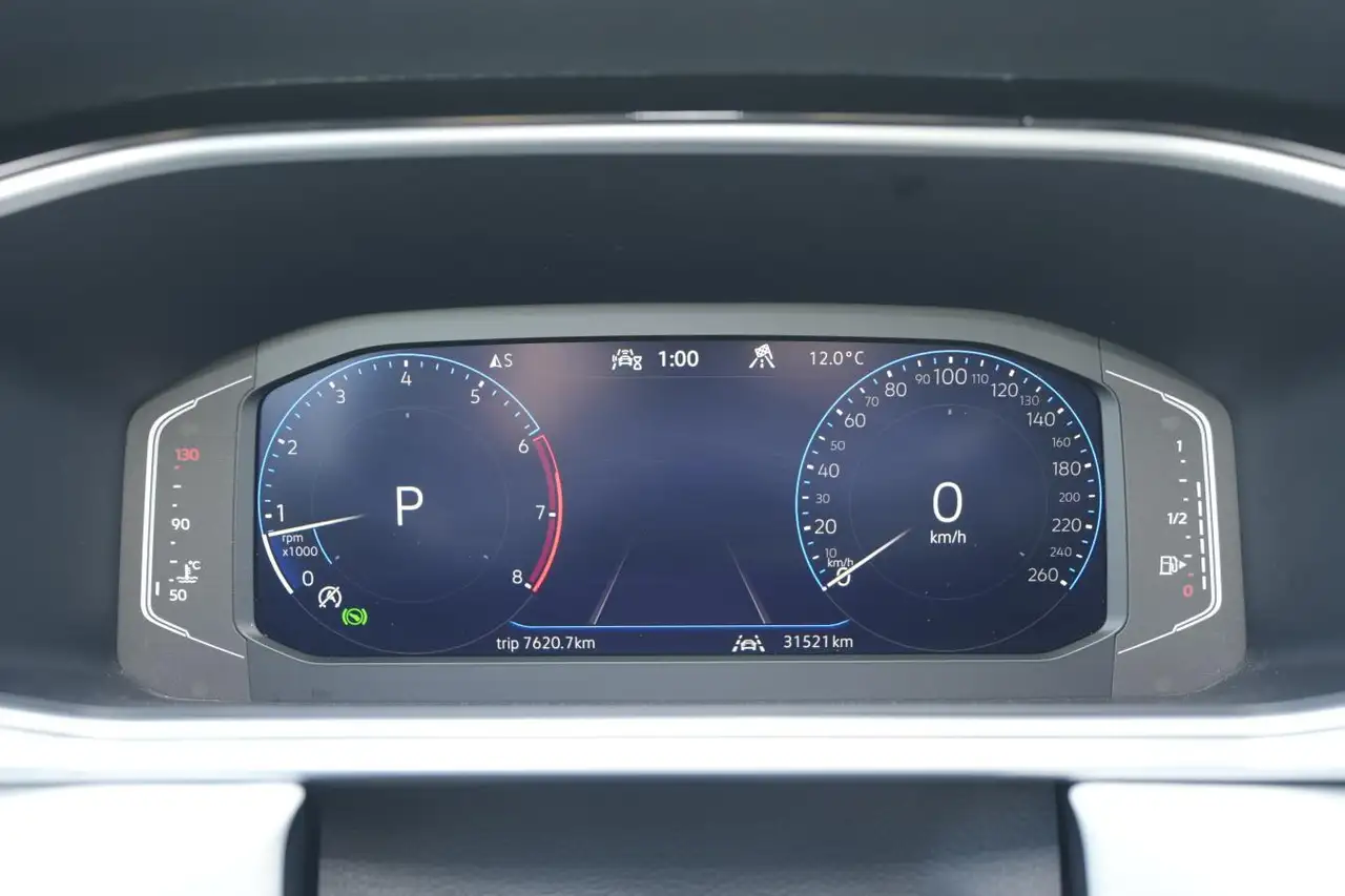 Volkswagen Taos снимка Volkswagen Taos