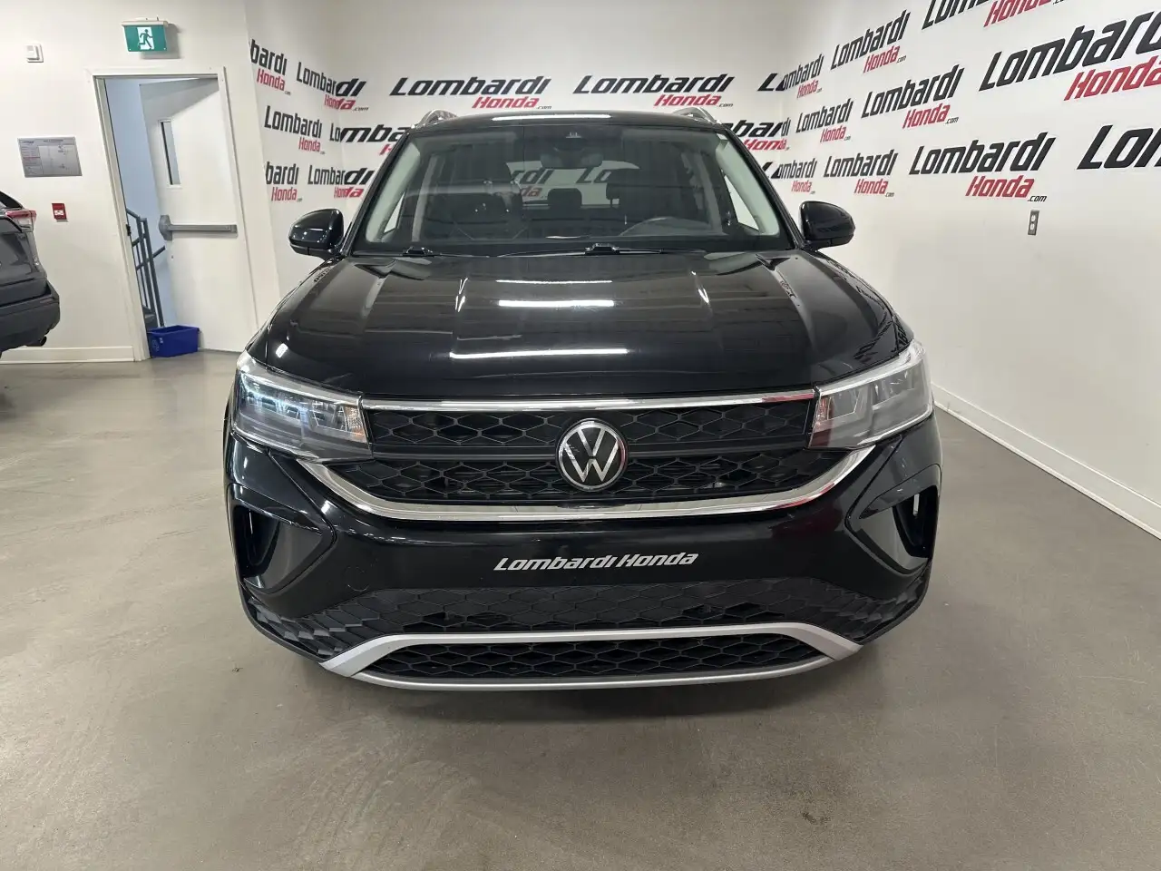 Volkswagen Taos снимка Volkswagen Taos