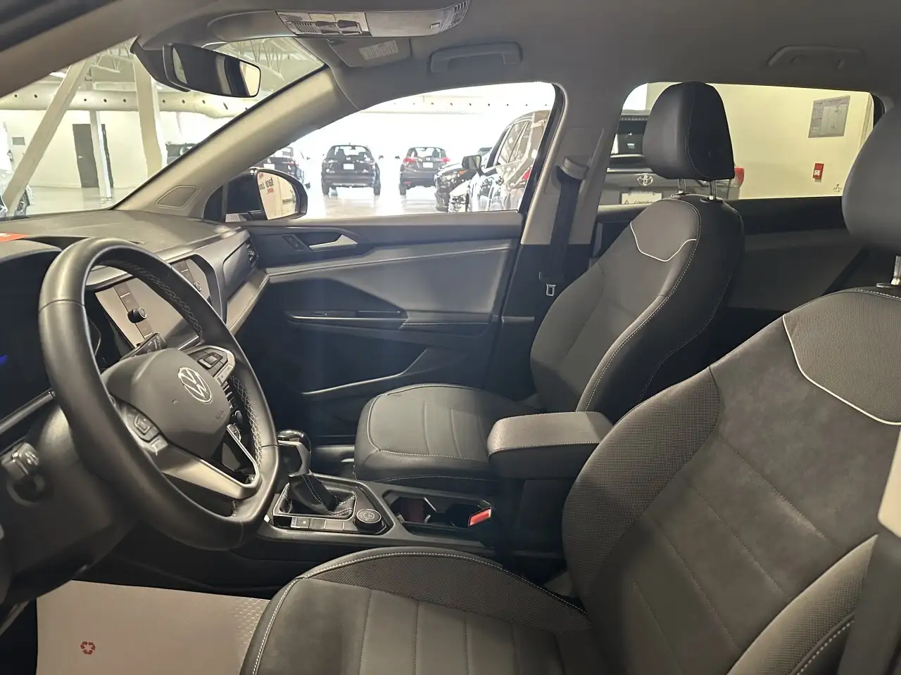 Volkswagen Taos снимка Volkswagen Taos