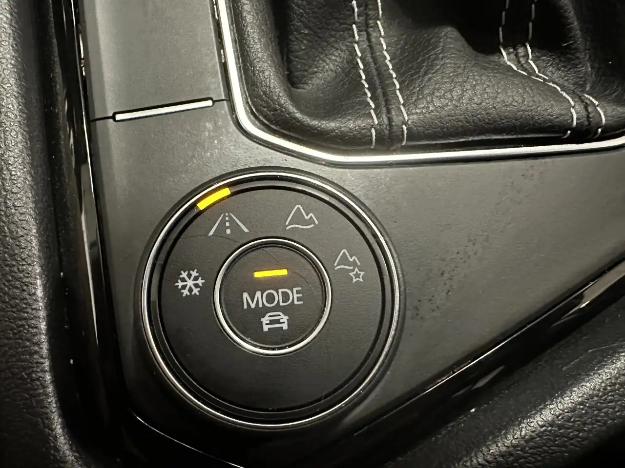 Volkswagen Taos снимка Volkswagen Taos