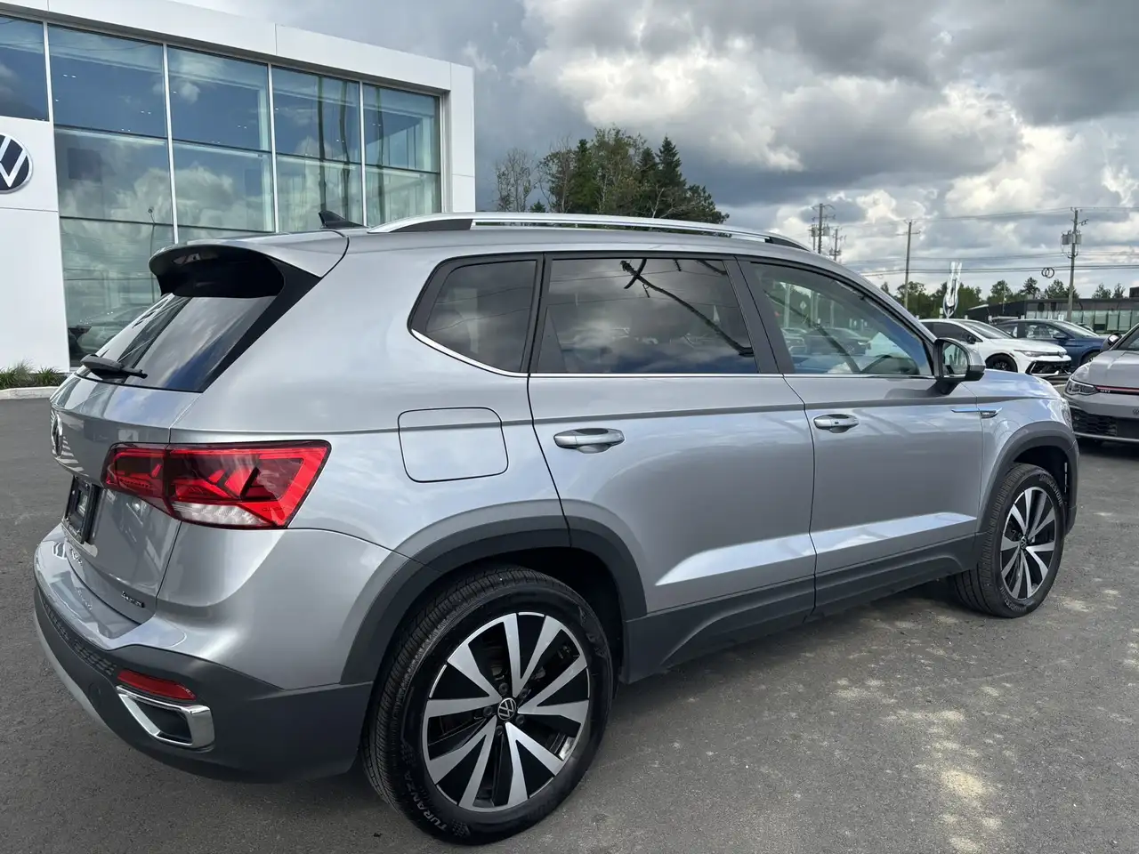 Volkswagen Taos снимка Volkswagen Taos