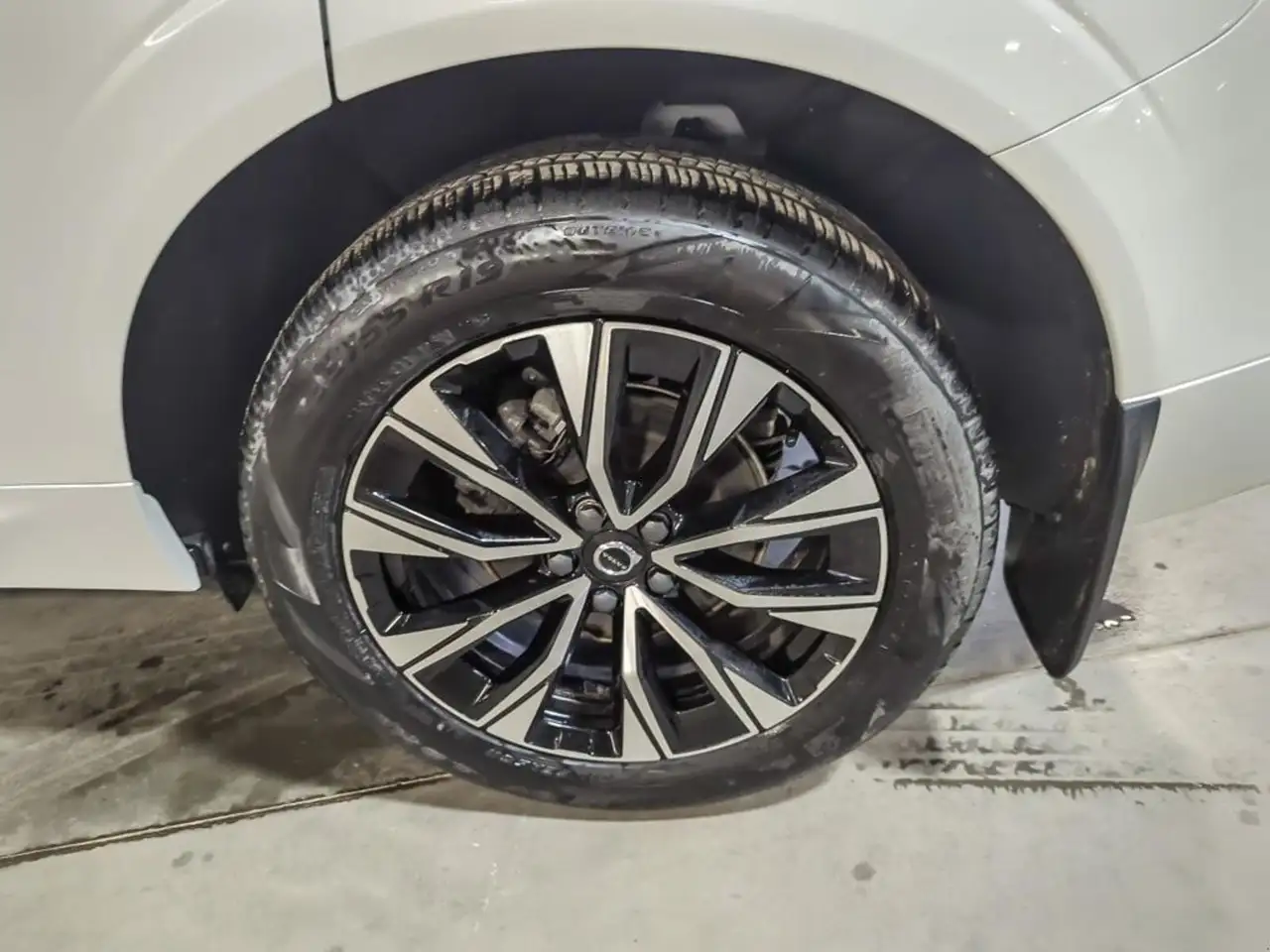 Volvo XC60 снимка Volvo XC60