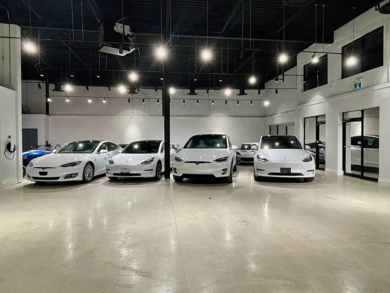 Tesla Model Y снимка Tesla Model Y