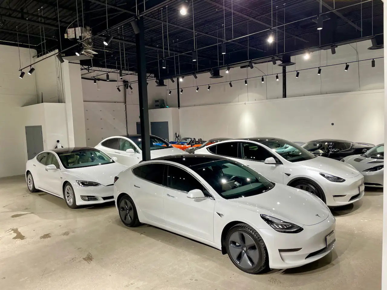 Tesla Model Y снимка Tesla Model Y