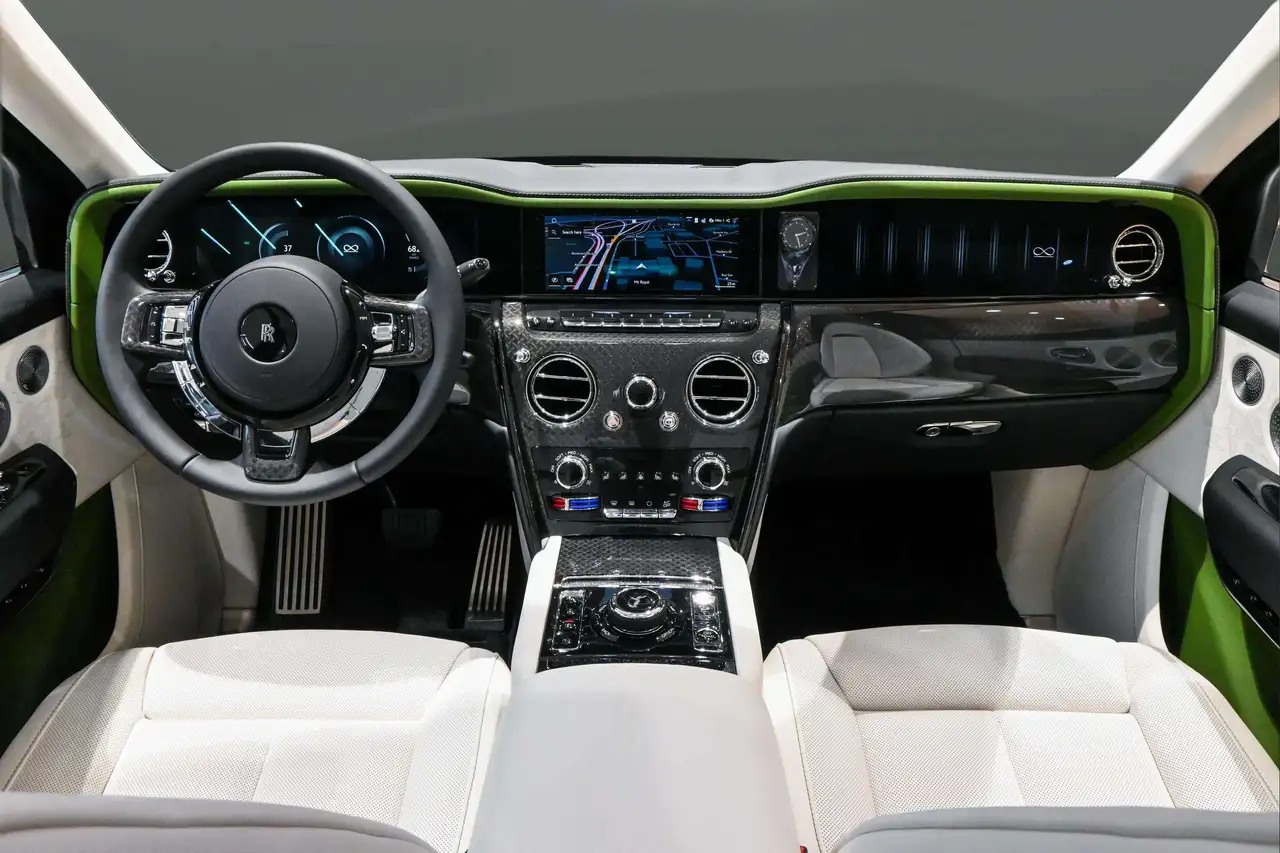 Rolls-Royce Cullinan fotografie Rolls-Royce Cullinan