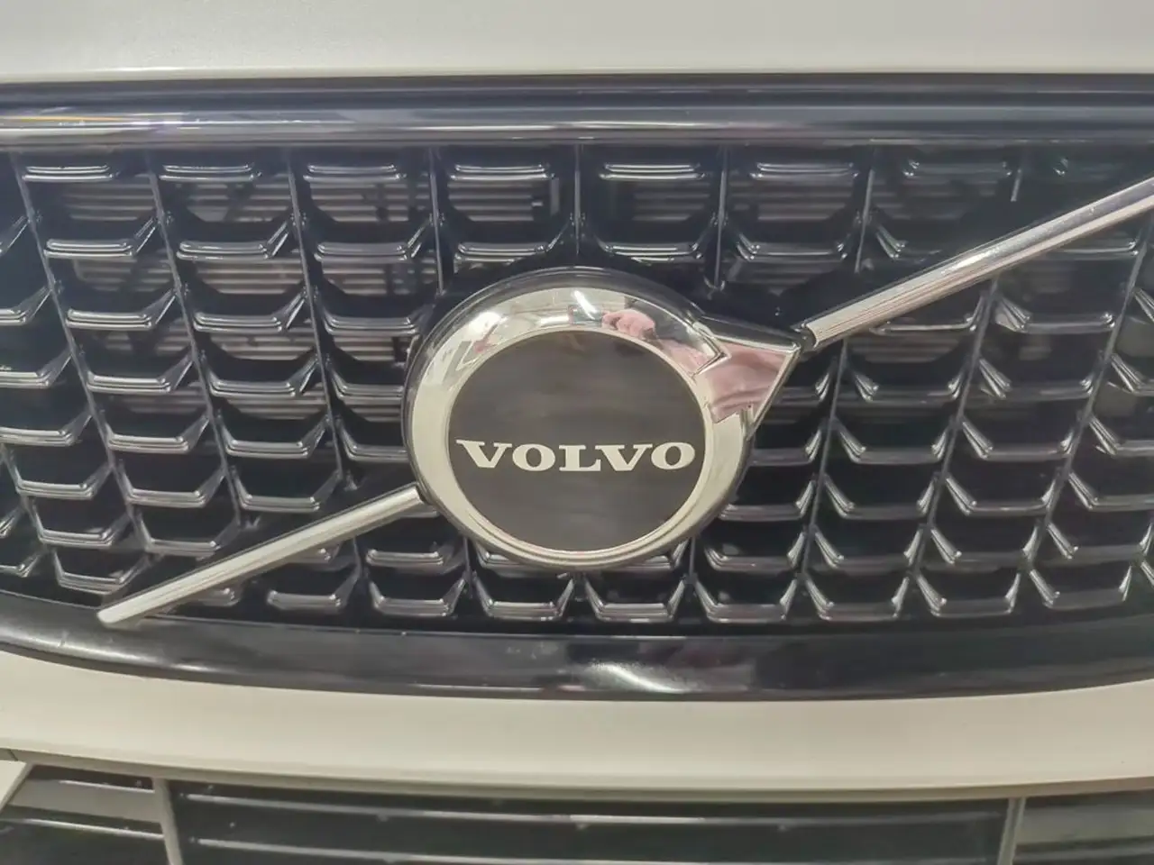 Volvo XC60 снимка Volvo XC60