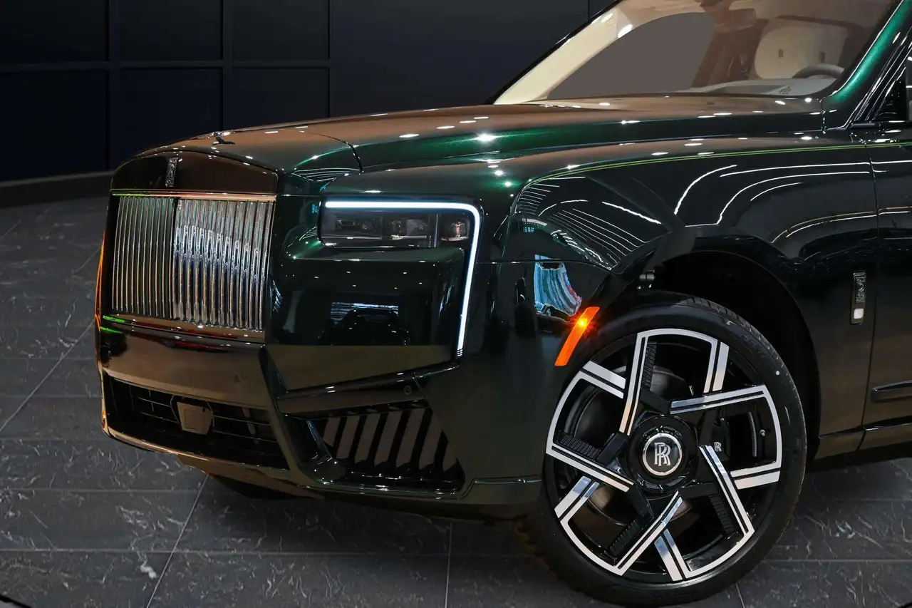 Rolls-Royce Cullinan fotografie Rolls-Royce Cullinan