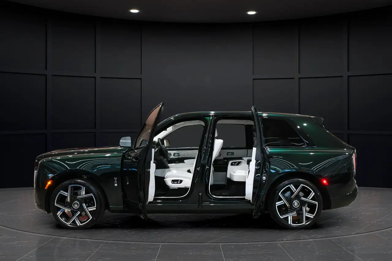 Rolls-Royce Cullinan fotografie Rolls-Royce Cullinan