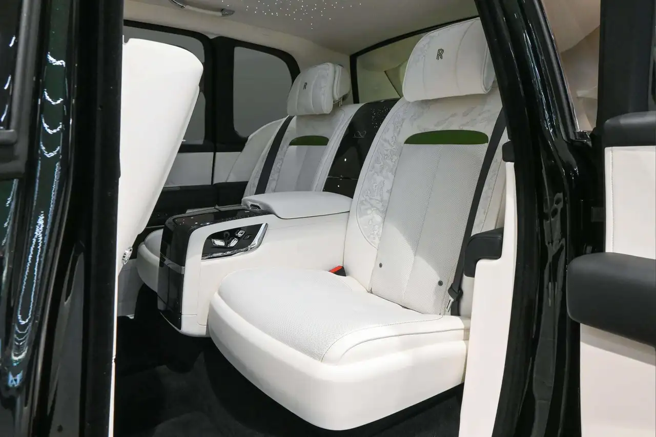 Rolls-Royce Cullinan fotografie Rolls-Royce Cullinan
