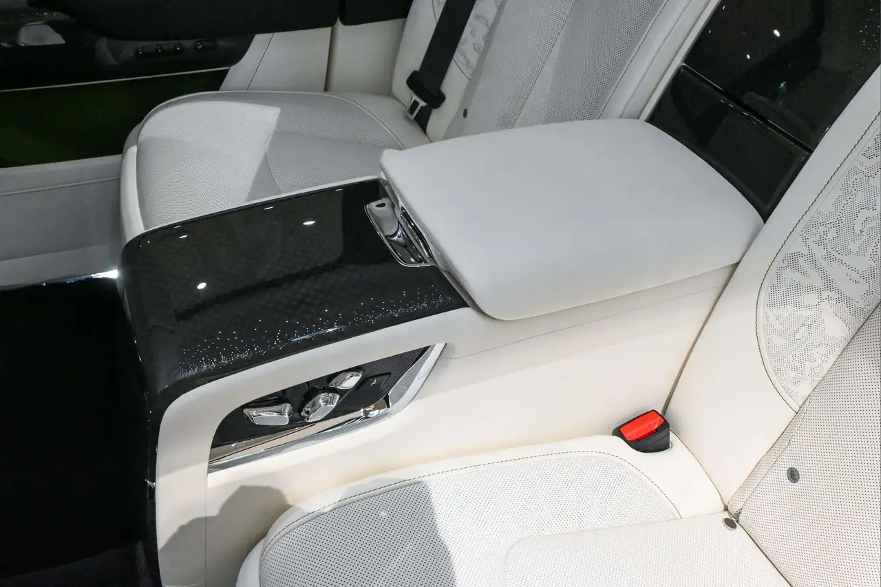 Rolls-Royce Cullinan fotografie Rolls-Royce Cullinan