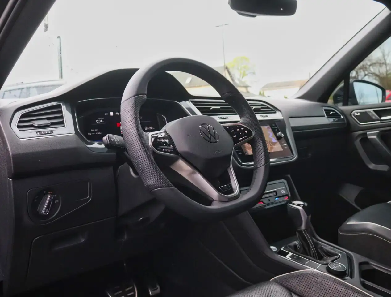Volkswagen Tiguan снимка Volkswagen Tiguan