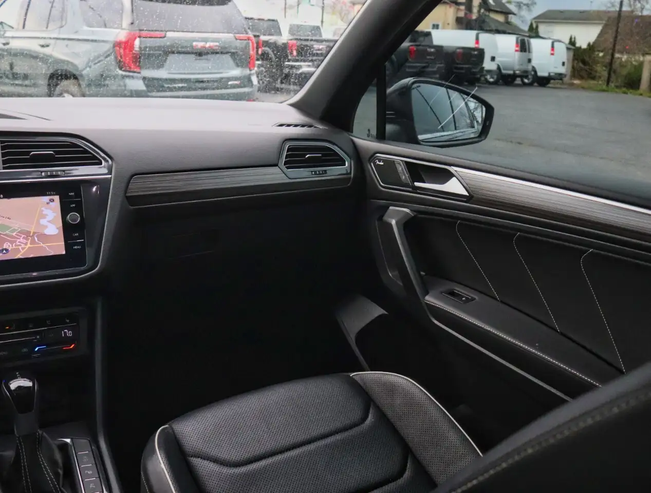 Volkswagen Tiguan снимка Volkswagen Tiguan