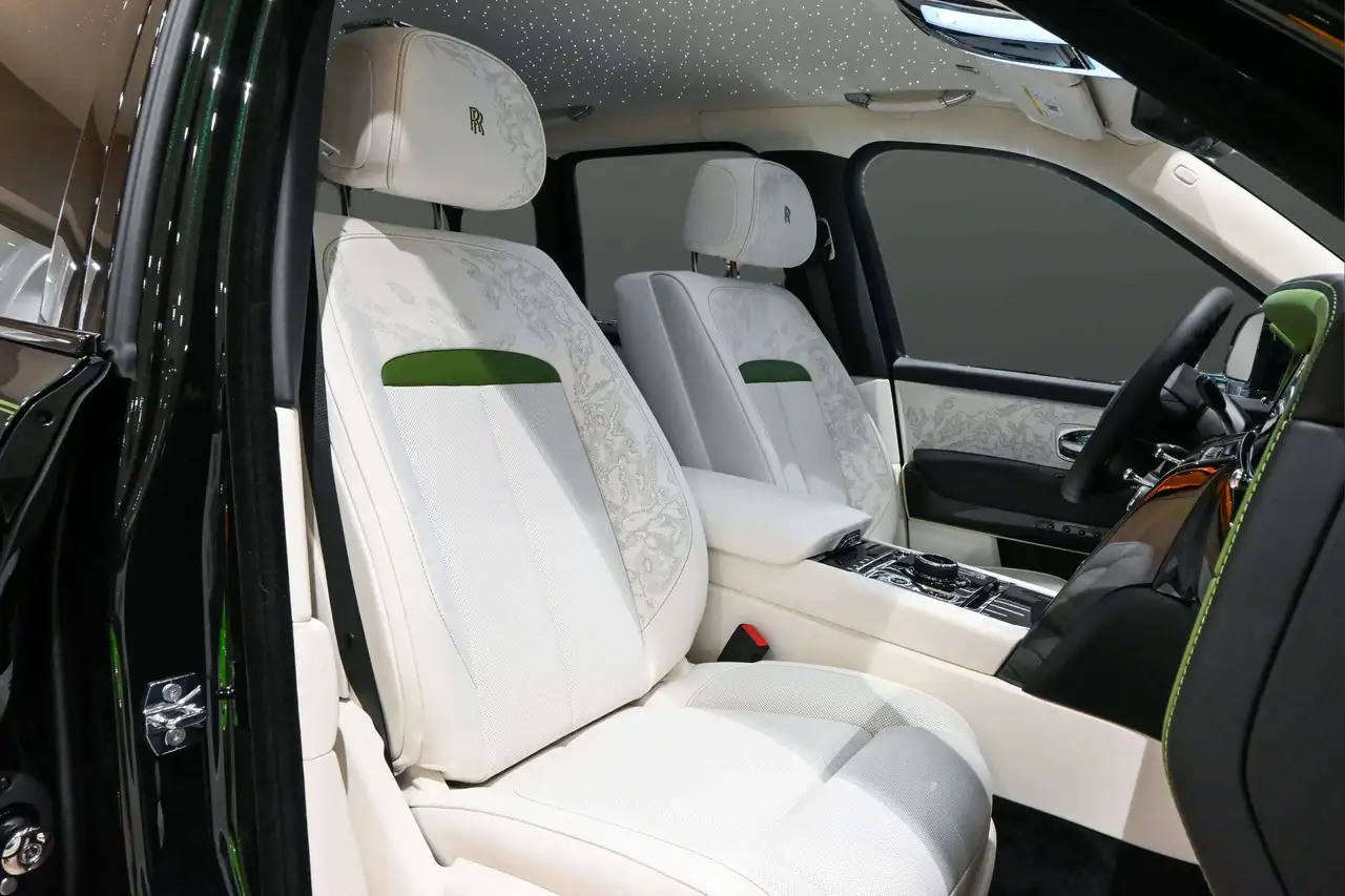 Rolls-Royce Cullinan fotografie Rolls-Royce Cullinan
