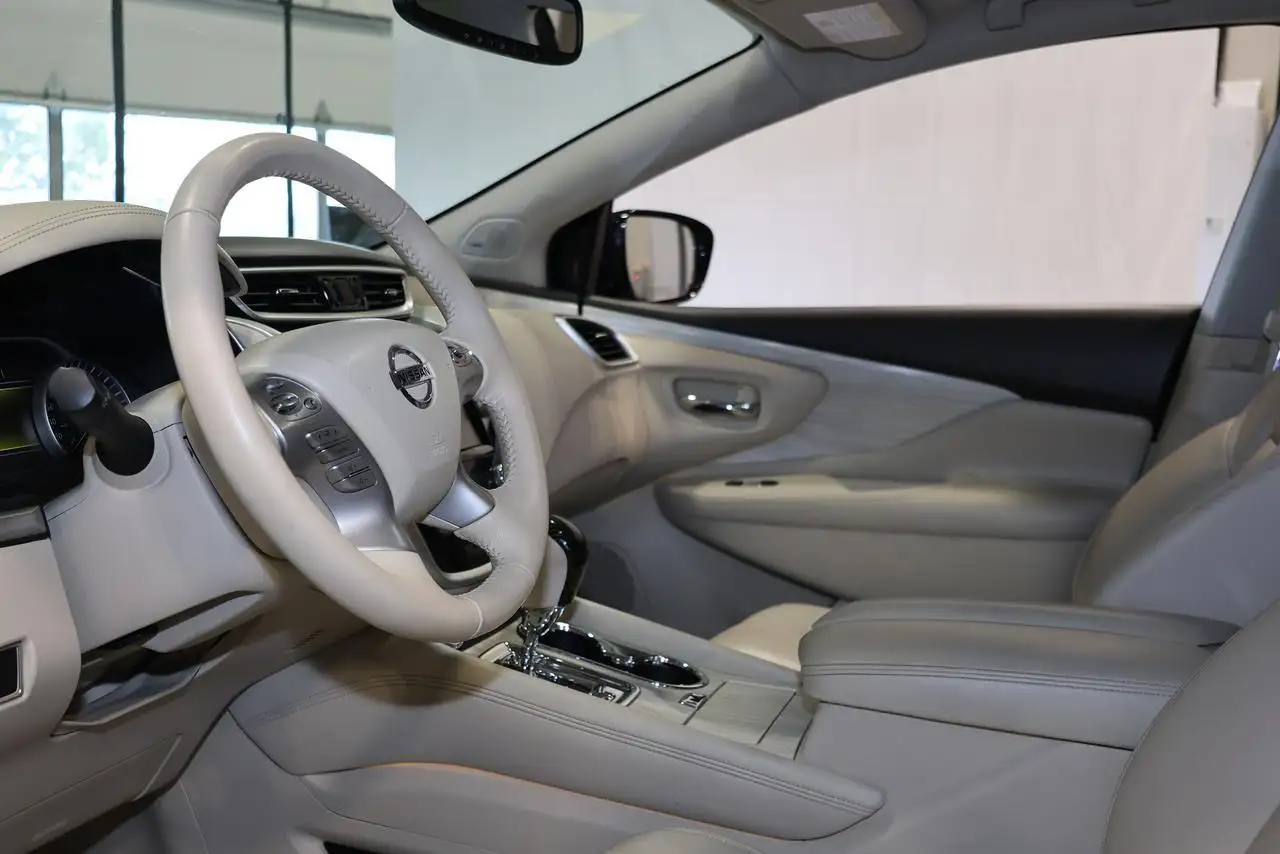 Nissan Murano снимка Nissan Murano