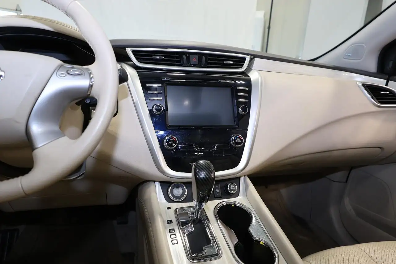 Nissan Murano снимка Nissan Murano