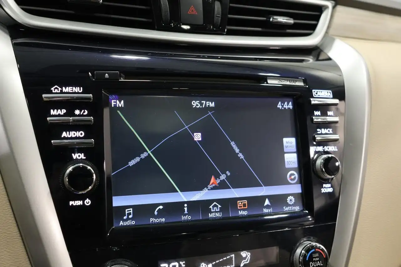 Nissan Murano снимка Nissan Murano