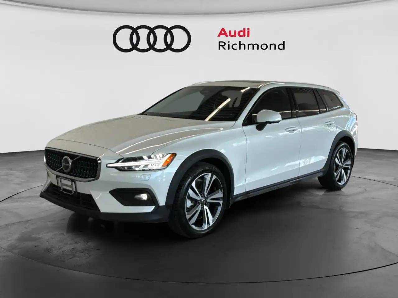 Volvo V60 Cross Country fotografie Volvo V60 Cross Country