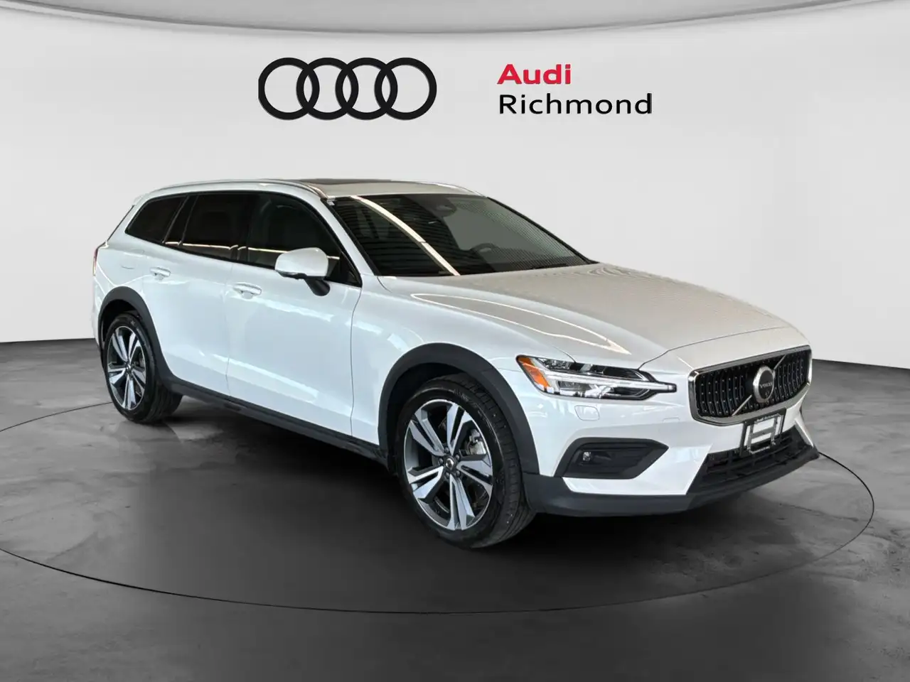 Volvo V60 Cross Country fotografie Volvo V60 Cross Country