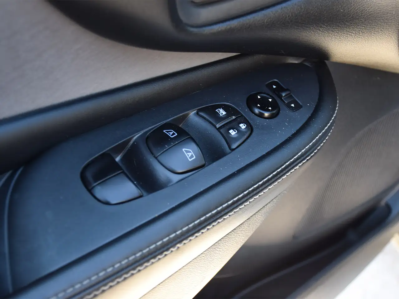 Nissan Murano снимка Nissan Murano