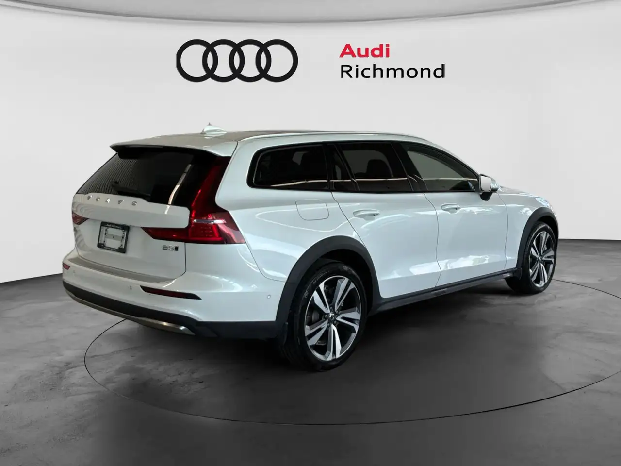 Volvo V60 Cross Country fotografie Volvo V60 Cross Country