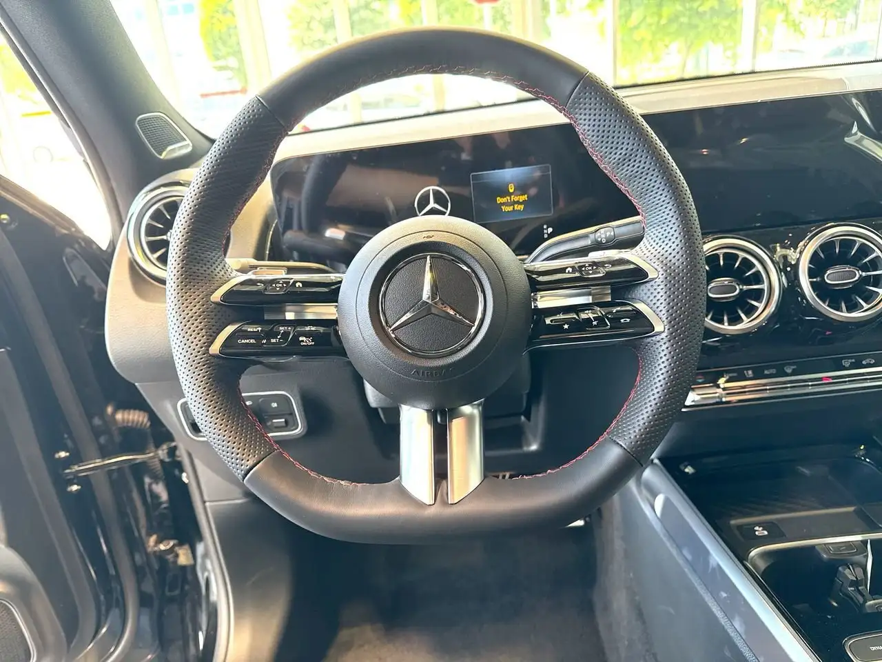 Mercedes-Benz GLB fotografie Mercedes-Benz GLB