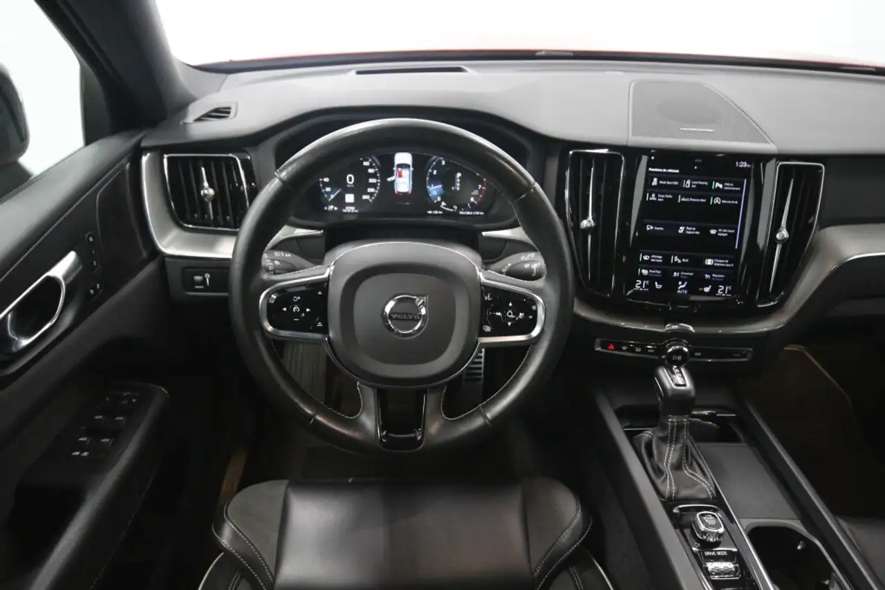 Volvo XC60 снимка Volvo XC60