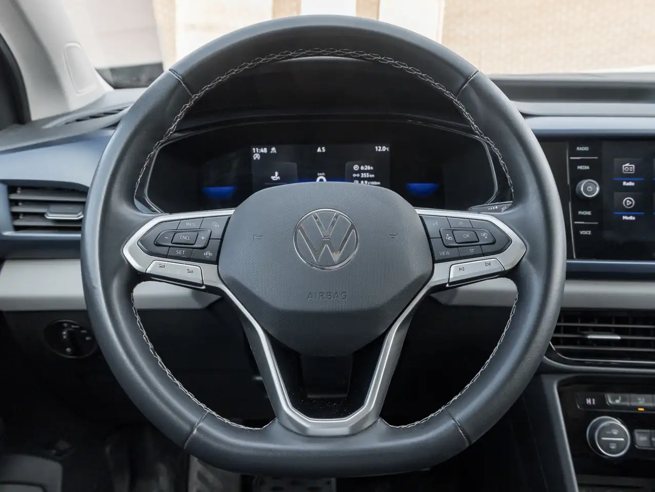 Volkswagen Taos снимка Volkswagen Taos