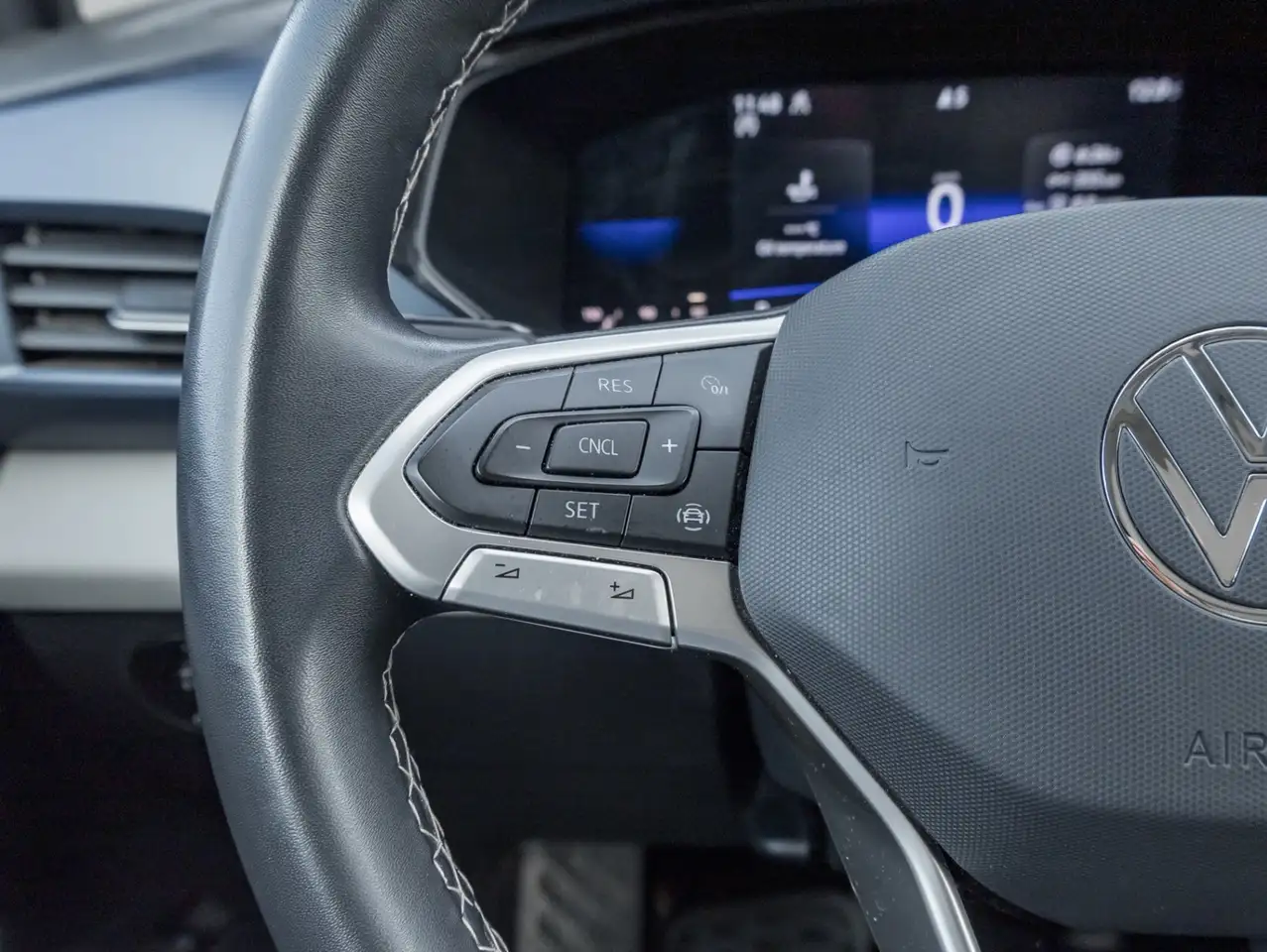 Volkswagen Taos снимка Volkswagen Taos