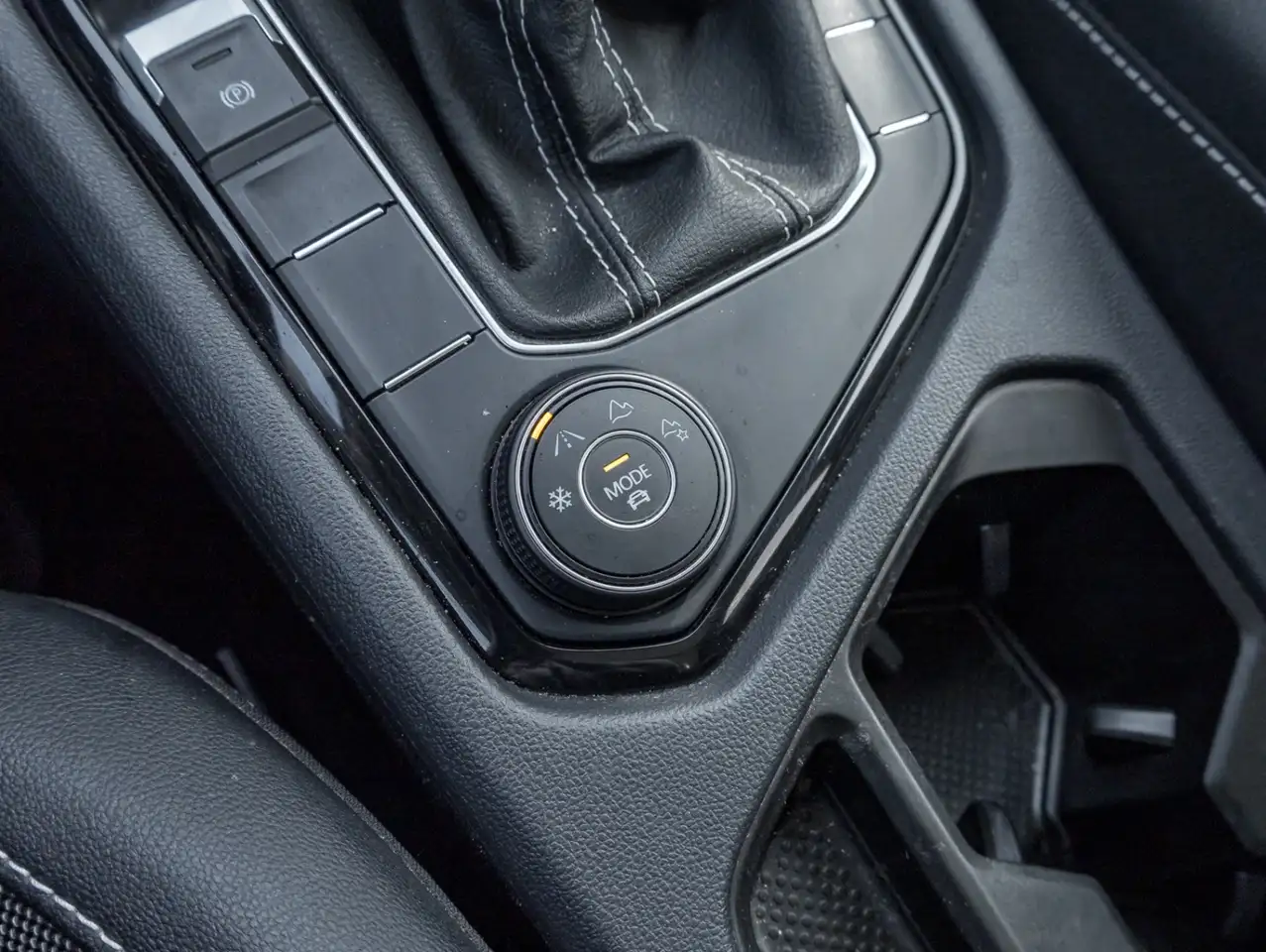 Volkswagen Taos снимка Volkswagen Taos