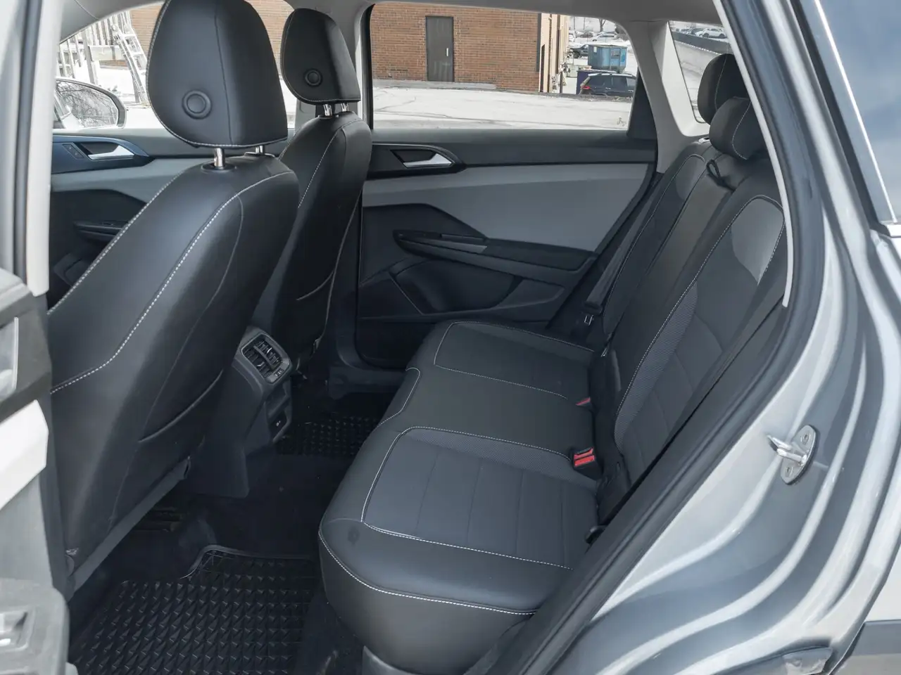Volkswagen Taos снимка Volkswagen Taos