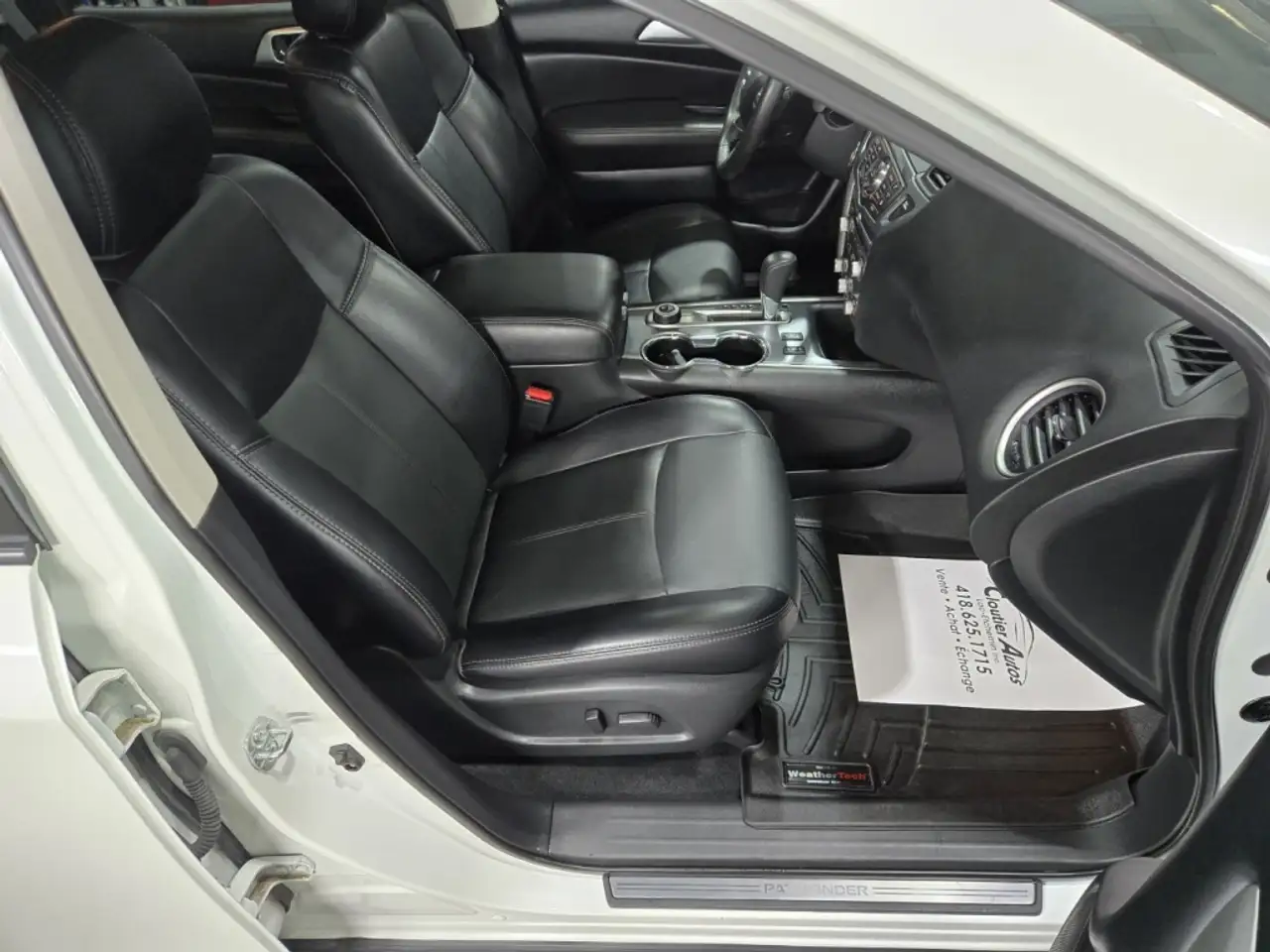 Nissan Pathfinder photo Nissan Pathfinder
