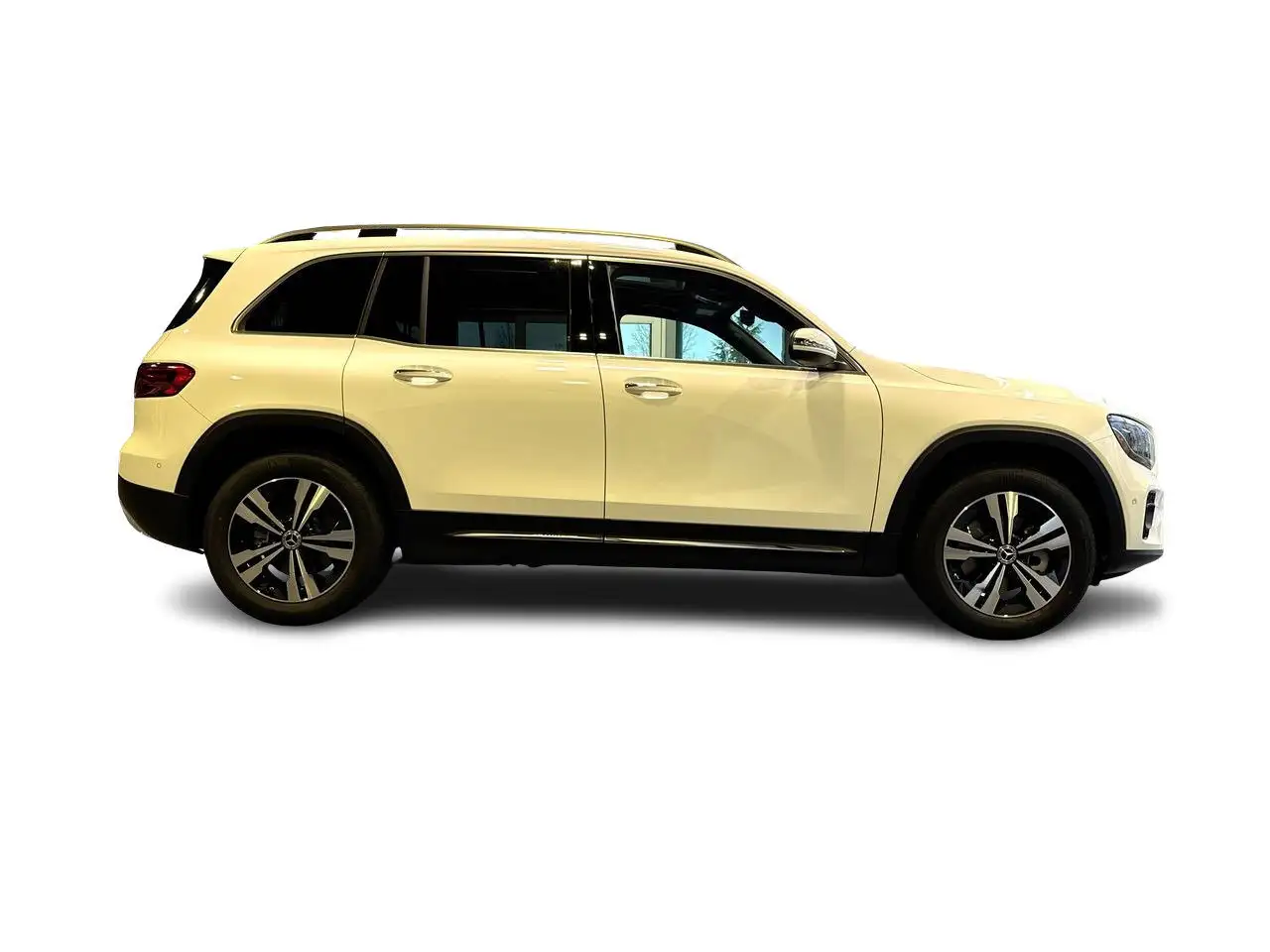 Mercedes-Benz GLB снимка Mercedes-Benz GLB