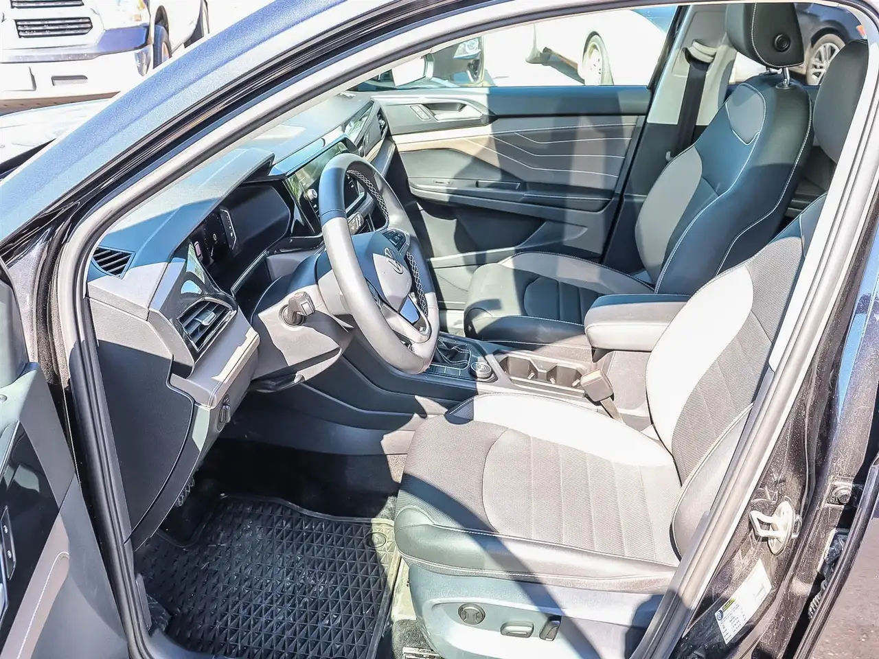 Volkswagen Taos снимка Volkswagen Taos