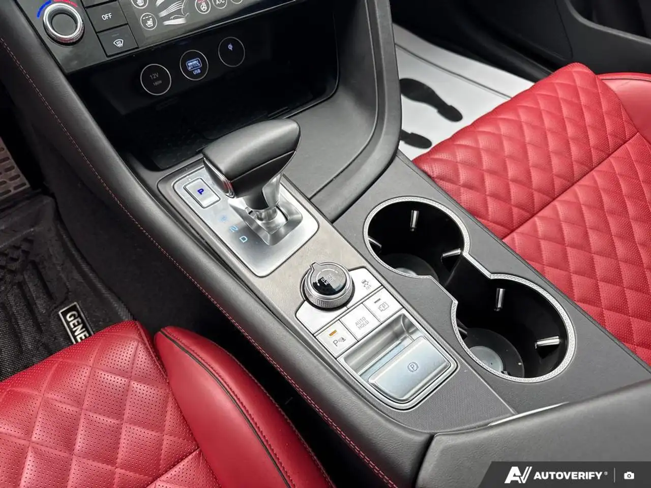 Genesis G70 снимка Genesis G70