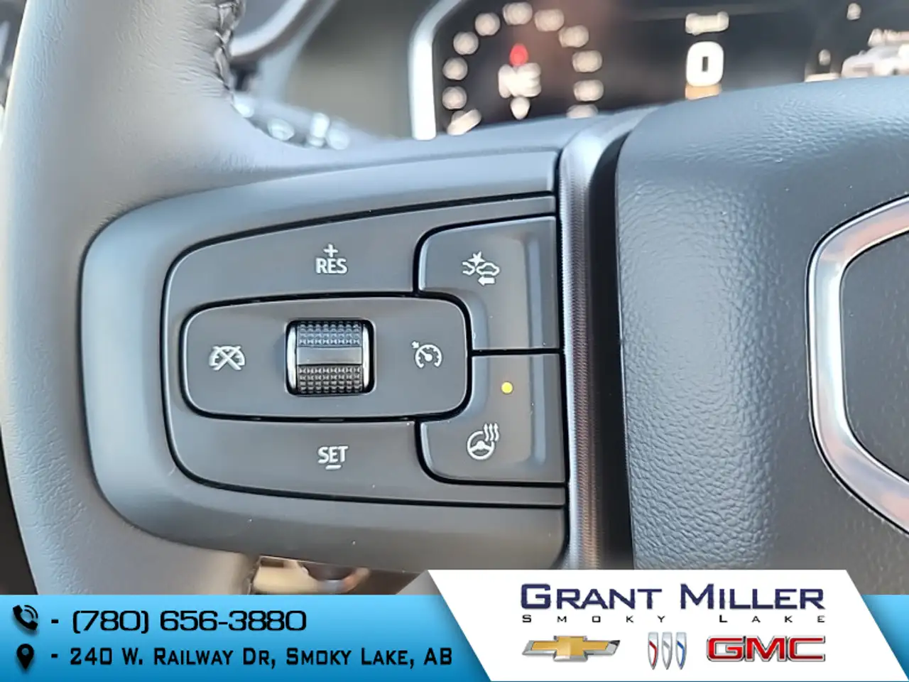 GMC Sierra 3500HD снимка GMC Sierra 3500HD