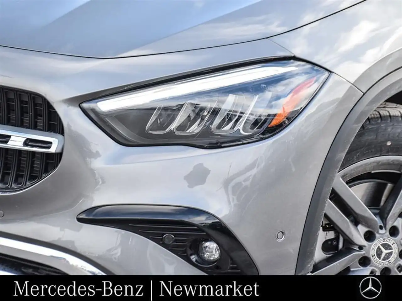 Mercedes-Benz GLA снимка Mercedes-Benz GLA