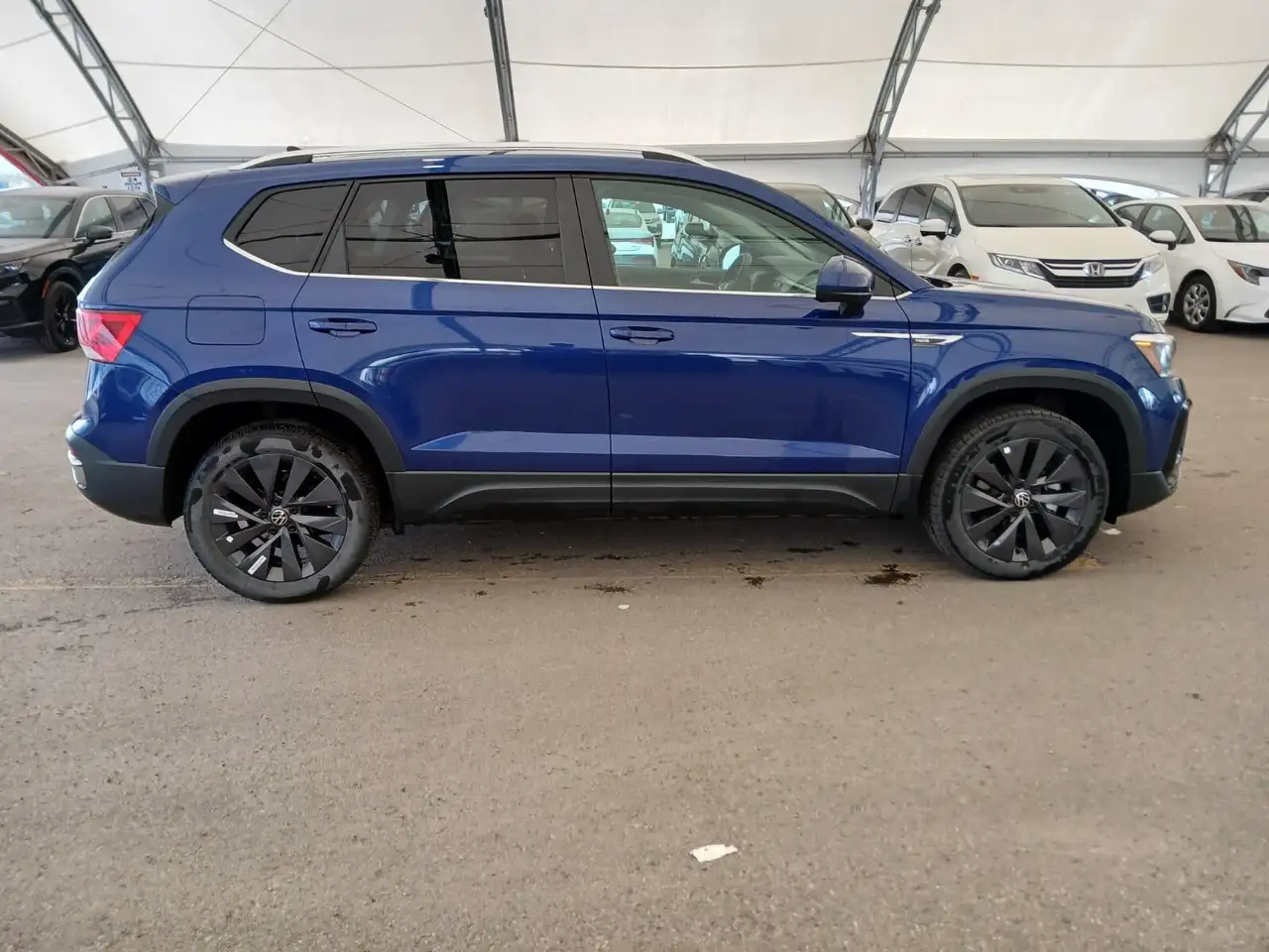Volkswagen Taos photo Volkswagen Taos