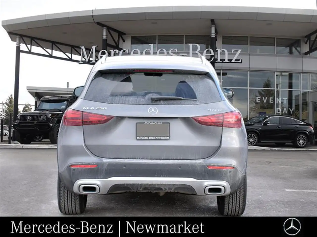 Mercedes-Benz GLA снимка Mercedes-Benz GLA